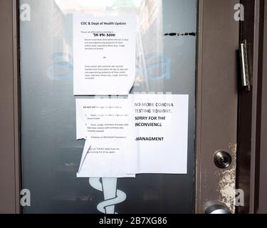 Brooklyn, NY, USA. 18th Mar, 2020. March 18, 2020 - Brooklyn, NY, United States: Pictured here is the front door of the Asisa Acute Care Center. Between Friday, March 13 and Tuesday, March 17, over 100 people in the Borough Park (a.k.a. Boro Park) section of Brooklyn have tested positive for the Coronavirus. The Asisa Acute Care Center in Boro Park conducted 1,000 tests for the Coronavirus and over 100 came back positive. Credit: Michael Brochstein/ZUMA Wire/Alamy Live News Stock Photo