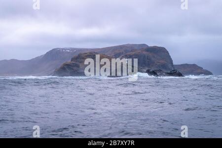 Small lighthouse near Måløy in the Norwegian Sea Stock Photo