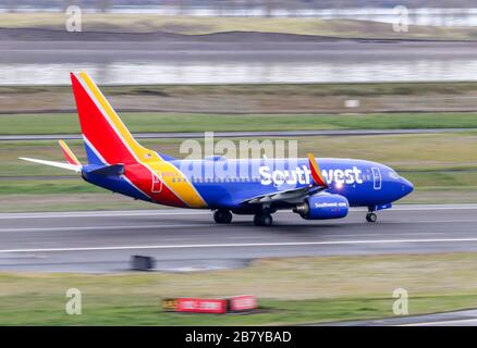 Portland, OR / USA - circa 2018: Southwest Airlines Boeing 737-800 departing from Portland International Airport (PDX). Stock Photo