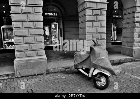 Hermes Shop, scooter raincoat, Town Hall, Asiatic Library, RBI Building, Horniman Circle, Fort, Bombay, Mumbai, Maharashtra, India, Asia Stock Photo