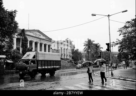 Tempo, Town Hall, Asiatic Library, Horniman Circle, Fort, Bombay, Mumbai, Maharashtra, India, Asia Stock Photo