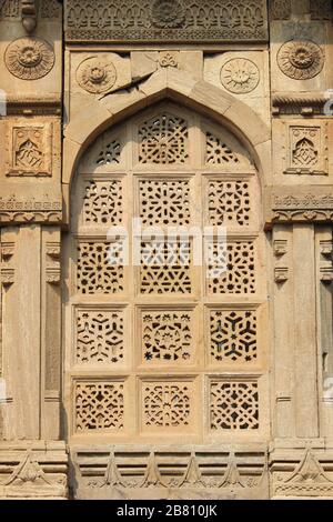 Stone Latticework Windows at Champaner-Pavagadh Archaeological Park, a UNESCO World Heritage Site, Gujarat, India Stock Photo