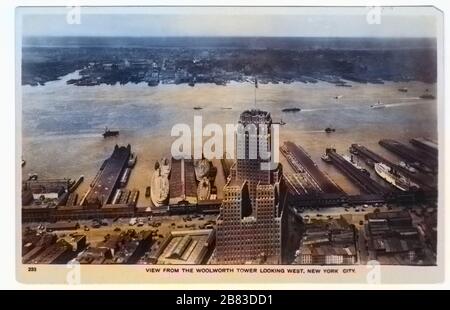 Engraved postcard of an aerial view of the Hudson River and piers from the Woolworth Building, New York City, published by L. Jonas and Company Inc, 1935. From the New York Public Library. Note: Image has been digitally colorized using a modern process. Colors may not be period-accurate. () Stock Photo