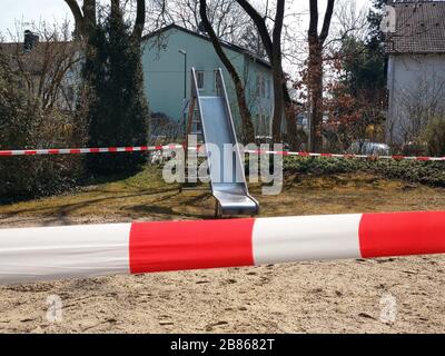 Munich, Bavaria, Germany. 20th Mar, 2020. Playgrounds in Munich, Germany are the latest meeting places to be targeted with closures by police, administrations, and groundskeepers and property owners in order to stem the spread of Covid-19 (SARS COV 2) Credit: Sachelle Babbar/ZUMA Wire/Alamy Live News
