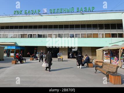 Green Market, also know as Zelionyj Bazar in Almaty, Kazakhstan. Local market for Kazakhs to buy any kind of food, including horse meat. Stock Photo
