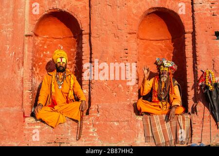 Sadu portraits at Pashupatinath in Kathmandu, Nepal Stock Photo