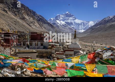 Mount Everest Base Camp with Rongbuk Monastery in Shigatse, Tibet Stock Photo