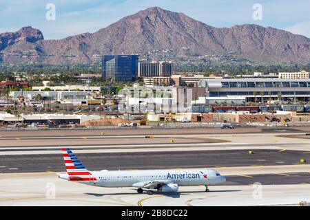 Phoenix, Arizona – April 8, 2019: American Airlines Airbus A321 airplane at Phoenix Sky Harbor airport (PHX) in Arizona. Stock Photo