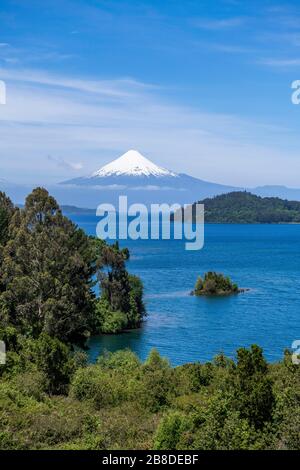 Osorno Volcano and Lake Llanquihue, Puerto Octay, Region de los Lagos, Chile Stock Photo