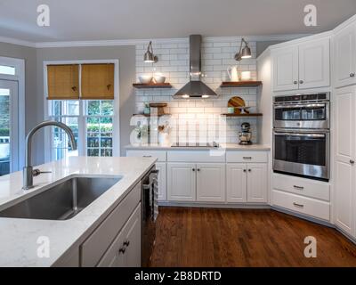 Modern High End Kitchen Stock Photo Alamy