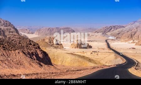 A desert road landscape in the sandstone region of the Sinai, Egypt, Stock Photo