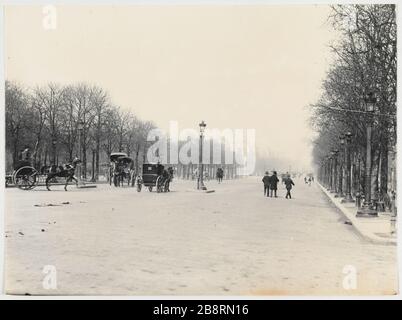 Antique 1900 Avenue Champs Elysees Paris France Stereoview Photo