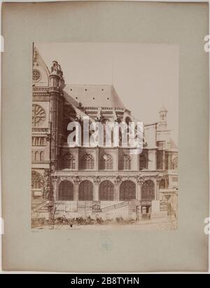 Works of Saint Eustache church, 1st arrondissement, Paris. May 4, 1895. Travaux de l'église Saint-Eustache. Paris (Ier arr.). Photographie de Louis-Emile Durandelle (1839-1917). Tirage sur papier albuminé. 4 mai 1895. Paris, musée Carnavalet. Stock Photo