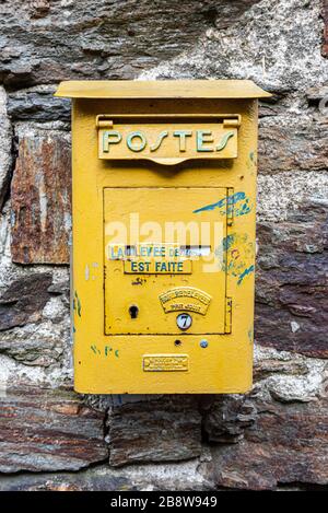 Le Havre , France - July 22, 2018 : La Poste old  postbox  in Le Havre, France. La Poste Founded in 1576, it is among oldest postal services. Stock Photo