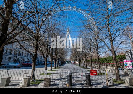 London, UK. 23rd Mar 2020. The London Eye is closed - Anti Coronavirus (Covid 19) outbreak in London. Credit: Guy Bell/Alamy Live News Stock Photo
