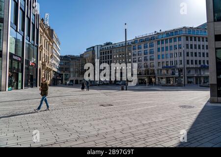 Empty city centre, shopping street, Schadowplatz, effects of the coronavirus pandemic in Germany, DŸsseldorf Stock Photo