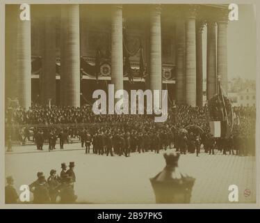 FUNERAL OF VICTOR HUGO, PART OF THE NATIONAL EVENT: THE TANK OF ...
