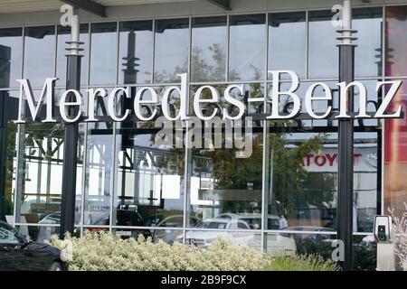 Bordeaux , Aquitaine / France - 10 17 2019 : Mercedes Benz car sign store dealership shop logo Stock Photo