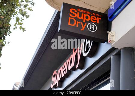 Bordeaux , Aquitaine / France - 07 02 2020 : Superdry store logo and text  sign of shop london British international branded clothing company Stock  Photo - Alamy