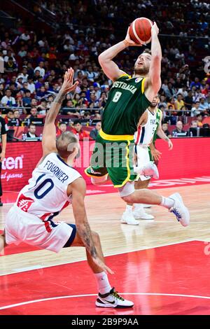 Matthew Dellavedova (Australia) vs. France. FIBA Basketball World Cup China 2019, Bronze medal game Stock Photo