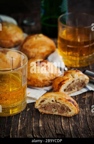 Puff pastry Mince Pies Stock Photo - Alamy