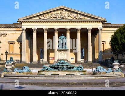 The Victoria Rooms in Clifton Bristol fronted by The Fountain and the statue of Edward VII and now home to University of Bristol School of Music Stock Photo