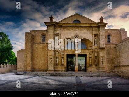 Facade of the Basilica cathedral of Santa María de la Encarnación, Santo Domingo, Republica Dominicana Stock Photo