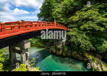 【超安い】 the-colorful-shinkyo-bridge- 歴史