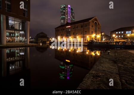 Leeds and Liverpool canal, at its starting points Stock Photo