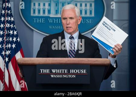 Washington DC, USA. 25th Mar, 2020. Credit: MediaPunch Inc/Alamy Live News Stock Photo