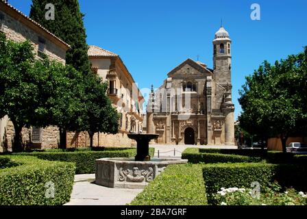 The Sacred Chapel of El Salvador (Capilla del Salvador) and the Plaza de Vazquez de Molina with fountain in foreground, Baeza, Spain. Stock Photo