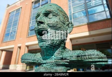 Sculpture outside McClay Library, Queen's University Belfast Stock Photo