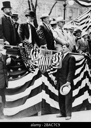 American Olympic athletes Jim Thorpe, Josephine McKim, 1932 Stock Photo ...