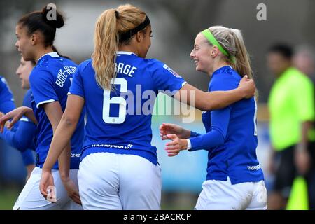 Everton'’s Chloe Kelly celebrates scoring her side's second goal of the game Stock Photo
