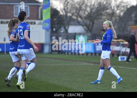 Everton'’s Chloe Kelly celebrates scoring her side's second goal of the game Stock Photo