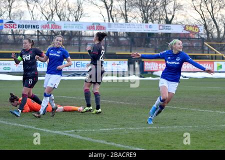 Everton'’s Chloe Kelly celebrates scoring her side's third goal of the game Stock Photo