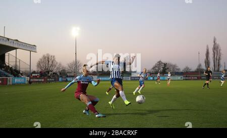 West Ham United's Alisha Lehmann (left) and Brighton and Hove Albion's Victoria Williams battle for the ball Stock Photo