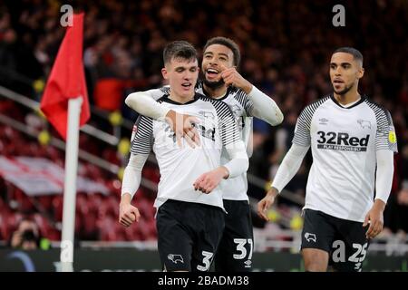 Derby County's Jason Knight (centre) celebrates scoring his side's first goal of the game with Jayden Bogle Stock Photo