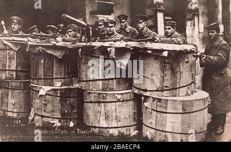 German Revolution 1918-1919. Street fight in Berlin.  The Spartacist uprising (Spartakusaufstand), also known as the January uprising (Januaraufstand) Stock Photo