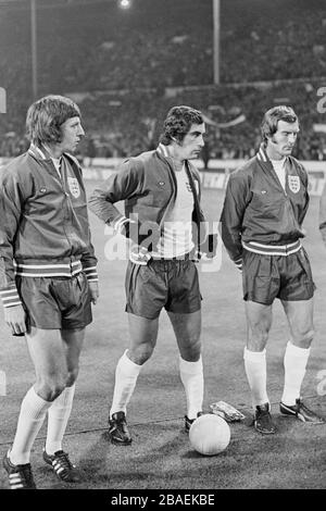 England goalkeeper Peter Shilton (c) ahead of kick off. Stock Photo