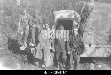 Second World War / WWII Historical photo of german invasion - Waffen SS troopers in USSR - 1942 - 1943 Stock Photo