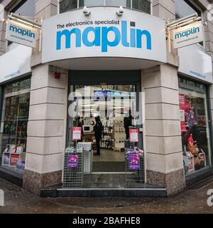 Maplin Electronic Store, London. The flagship store for the now bankrupt electrical retailer in the West End of London near Oxford Street. Stock Photo