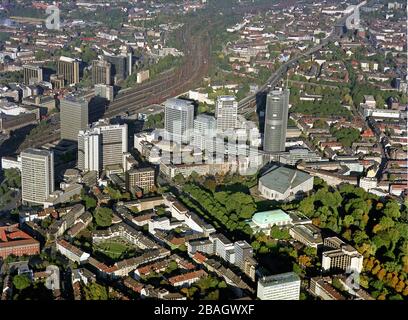 park Stadtgarten with Aalto theater and philharmonie, 18.10.1999, aerial view, Germany, North Rhine-Westphalia, Ruhr Area, Essen Stock Photo