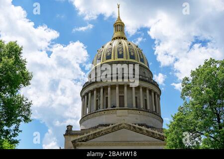 Charleston West Virginia USA West Virginia Capitol Dome Charleston restored historic landmark inspired by military museum National des In Stock Photo