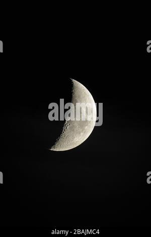 Mond, Erdmond, Halbmond gesehen von der Nordhalbkugel, Deutschland, Europa Stock Photo