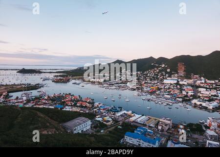 Looking out over the numerous boats moored in Cole Bay, St. Maarten Stock Photo