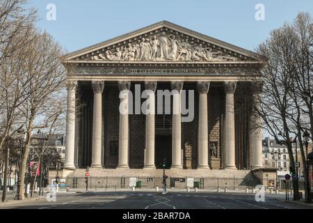 PARISIAN LOCKDOWN 10TH DAY Stock Photo