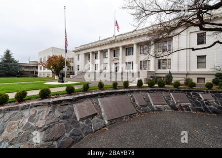 Roseburg, Oregon, USA - November 10, 2018: The war memorial on the grounds of the Douglas County Courthouse Stock Photo