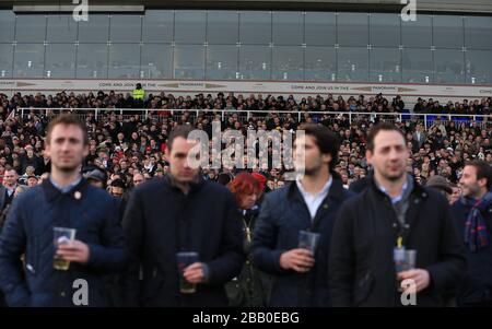 Public watching races at Kempton Park during 2013 William Hill Winter Festival - Day One Stock Photo