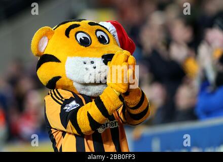 Hull City mascot Roary the Tiger Stock Photo - Alamy